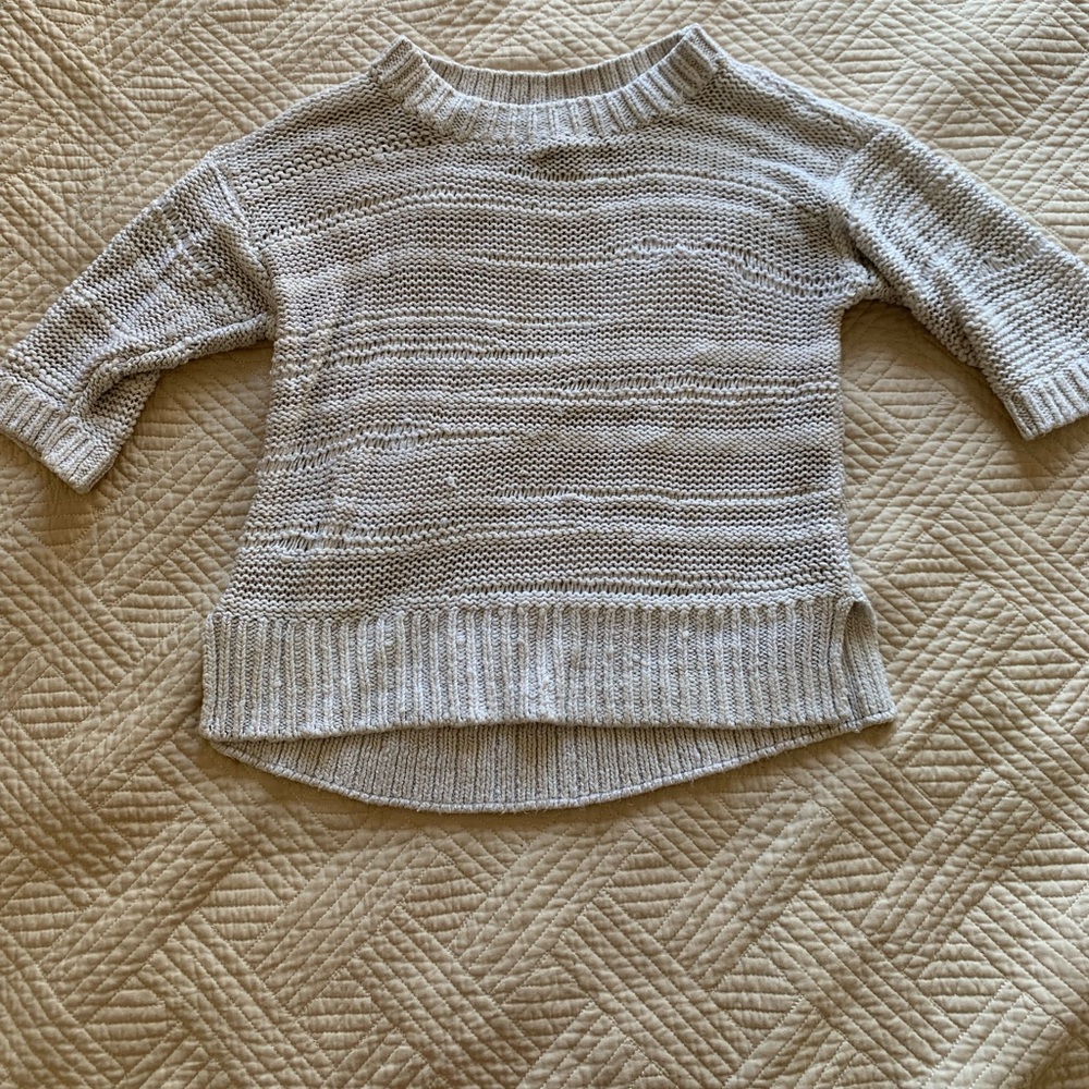 Cute & Comfortable White Knitted Top!